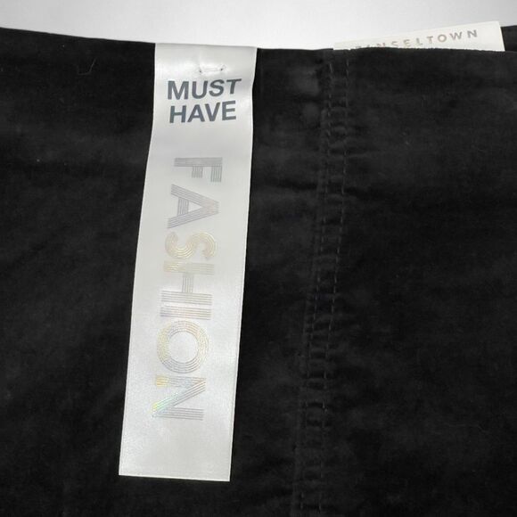 TINSELTOWN Black Velvet Skirt Plus 1X, New With Tags! - Picture 8 of 8